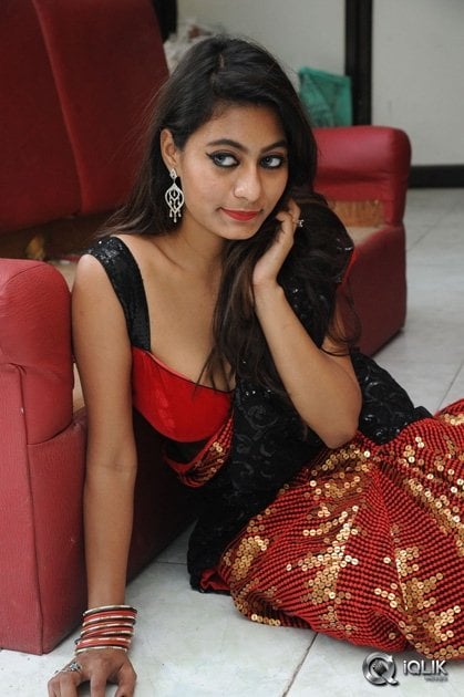 Actress-Mounika-at-at-Premika-Movie-Press-Meet